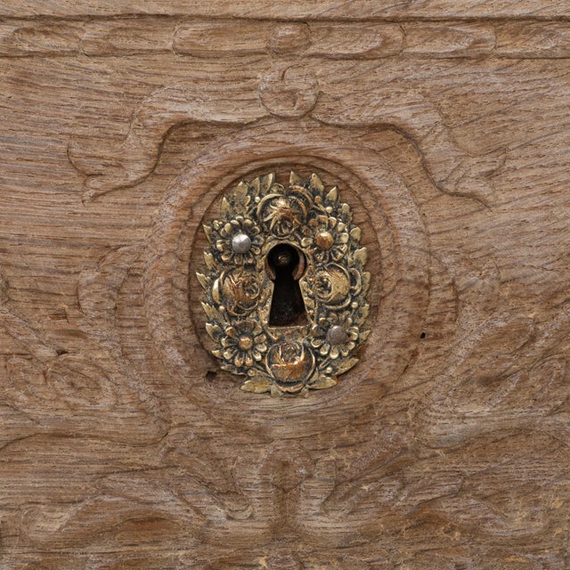 19th Century French Gustavian Oak Chest of Drawers For Sale - Image 11 of 18