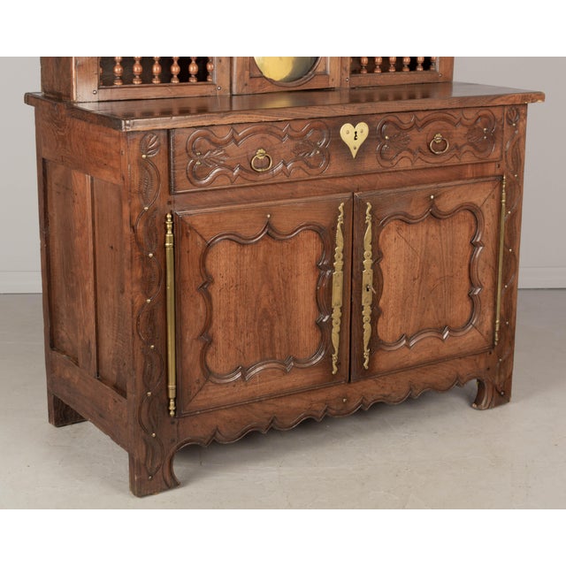 19th Century French Brittany Vaisselier With a Morbier Clock For Sale - Image 9 of 12