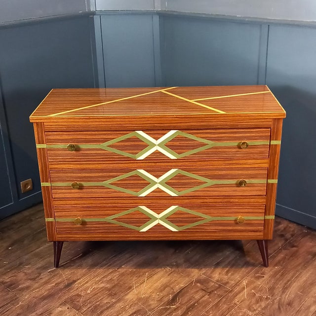 Mid-Century Italian Chest of Drawers in the style of Gio Ponti, 1960s For Sale - Image 6 of 18