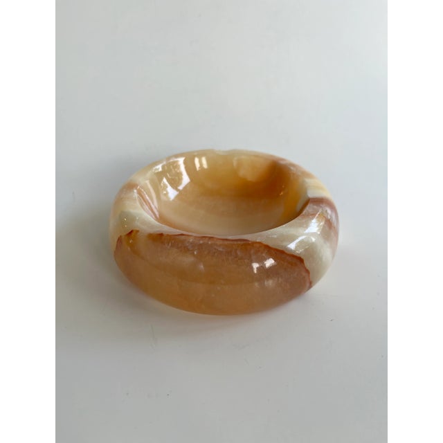 Mid Century Marble Onyx Ashtray Catchall Dish in Neutral Coastal Sand Color For Sale In New York - Image 6 of 11