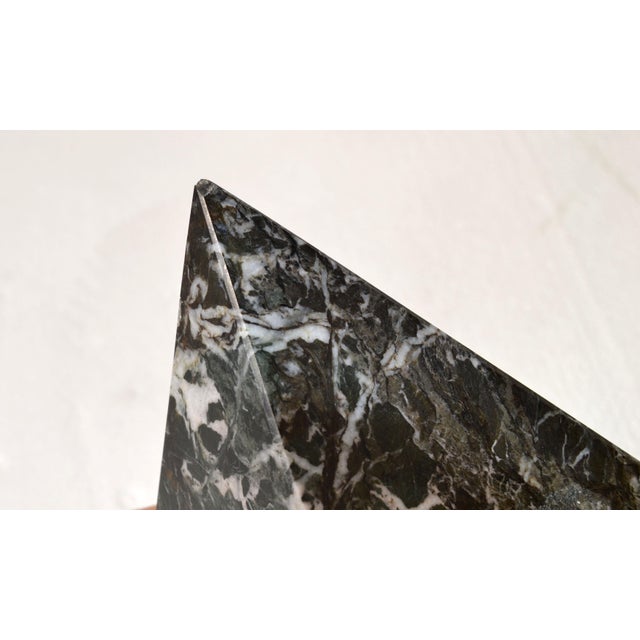1970s Set 2 Italian Green Marble Onyx Pyramid Table Base Lella, Massimo Vignelli Style For Sale - Image 12 of 12