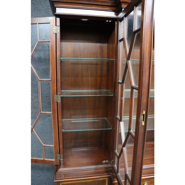 Henkel Harris Virginia Galleries Genuine Mahogany Two-Piece Breakfront China Cabinet For Sale In Philadelphia - Image 6 of 17