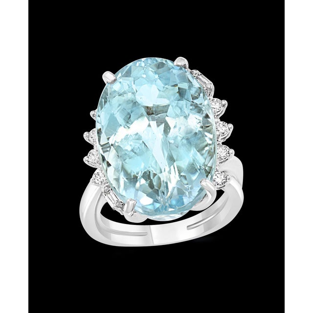 25 Carat Natural Aquamarine and Diamond Cocktail Ring 18 Karat Gold, Estate For Sale - Image 18 of 18