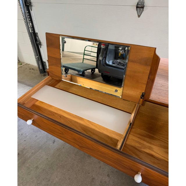 Vintage Mid Century Modern Pair of Drexel Declaration Walnut 3-Drawer Dresser and 3-Drawer Vanity by Kipp Stewart For Sale In Chicago - Image 6 of 12