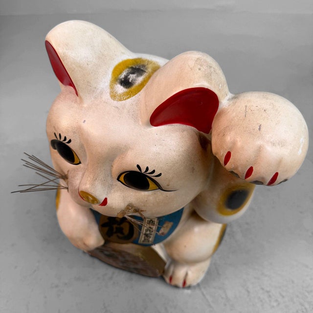 Ceramic Japanese Maneki-Neko Lucky Cat with Koban, 1950s For Sale - Image 7 of 11