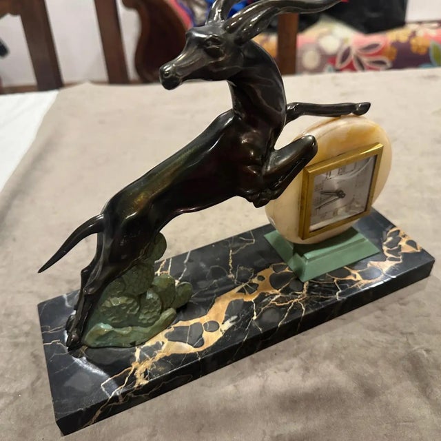 1930s Art Deco Portoro Marble and Metal French Table Clock For Sale - Image 4 of 13