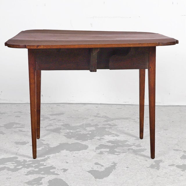 Antique 1800's Hepplewhite Style Solid Walnut Pembroke Table With Drawer & Inlay For Sale In Philadelphia - Image 6 of 7