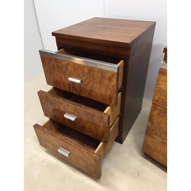 Pair of Walnut Three Drawer Nightstands With Burl Fronts and Silver Accents by National Mt. Airy For Sale - Image 11 of 14