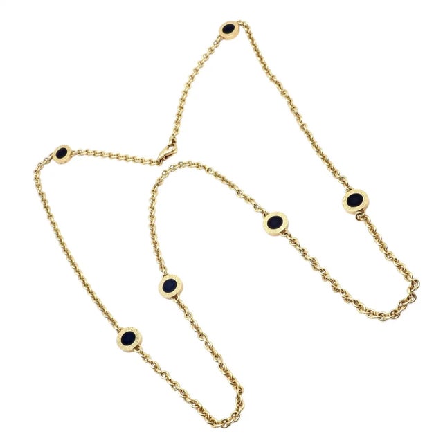 Contemporary Bulgari Signature Black Onyx Yellow Gold Link Necklace For Sale - Image 3 of 11