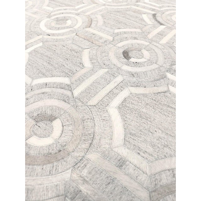 Modern Galaxy Cowhide & Sari Silk Silver Area Rug, 4' 0'' X 6' 0'' For Sale - Image 3 of 7