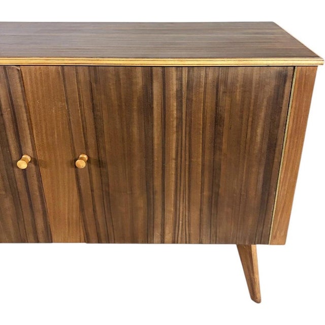1960s Mid-Century Sideboard in Walnut Veneer from Morris of Glasgow, 1960s For Sale - Image 5 of 9