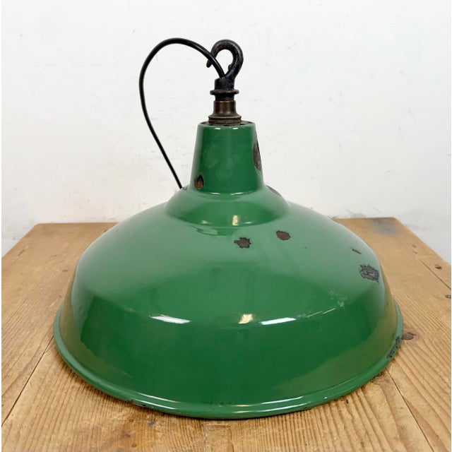 Industrial British Green Enamel Factory Pendant Lamp, 1960s For Sale - Image 11 of 18