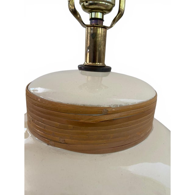 Ivory Hollywood Regency Ivory Ceramic & Rattan Ginger Jar Table Lamps - A Pair For Sale - Image 8 of 10