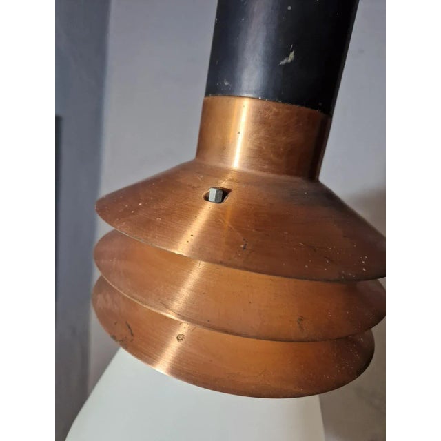 Mid-Century Modern Suspension Light Model 1253 in Copper and Opal Glass from Stilnovo, 1950s For Sale - Image 3 of 9