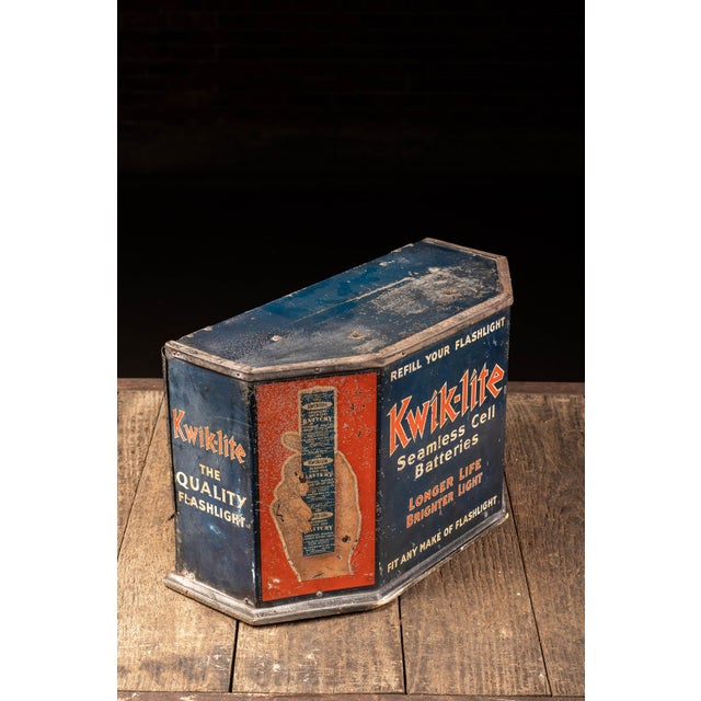 Antique Kwik-Lite Tin Litho Point-of-Sale Case For Sale - Image 4 of 10