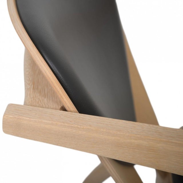 GE460 Butterfly Chair in Oak and Black Leather by Hans Wegner, 2015 For Sale - Image 9 of 18
