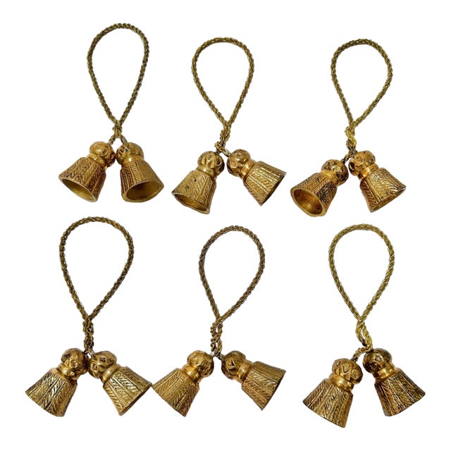 Vintage Brass Tassel Napkin Rings – Hollywood Regency Tabletop Decor, Entertaining Set of 6 For Sale