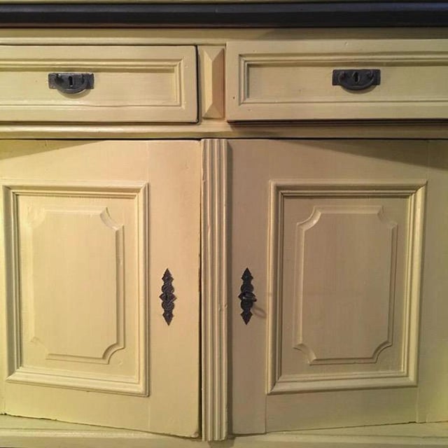 Yellow Wood Buffet with Yellow Glass Shelves, 1850 For Sale - Image 4 of 18