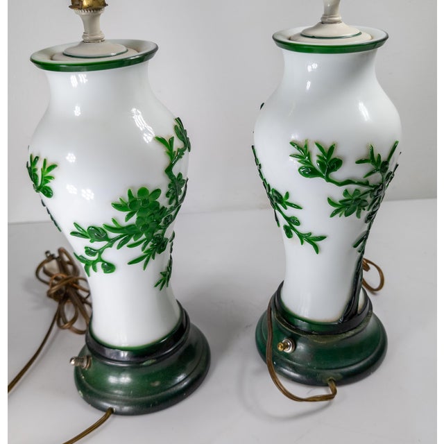 White 20th Century Pair of Chinese Chinoiserie Peking Glass Table Lamps For Sale - Image 8 of 18