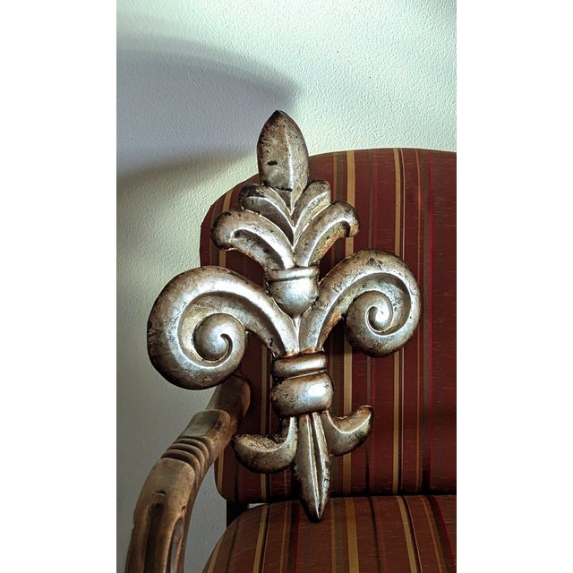 CORRECTION TO SHIPPING TIME, THIS IS SELLER SHIPPING, ARRIVAL TIME IS 4-10 DAYS FROM PURCHASE DATE. All metal construction...