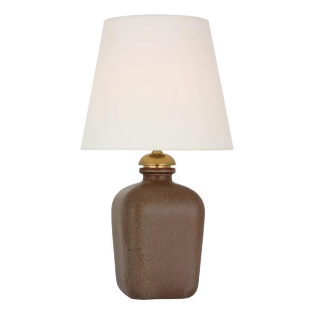Thomas O'Brien by Visual Comfort Signature Josy 17" Cordless Table Lamp in Positano Sand with Linen Shade For Sale