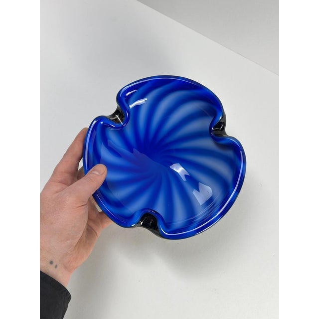 1970s Murano Sommerso Glass Bowl by Alfredo Barbini, 1970s For Sale - Image 5 of 10