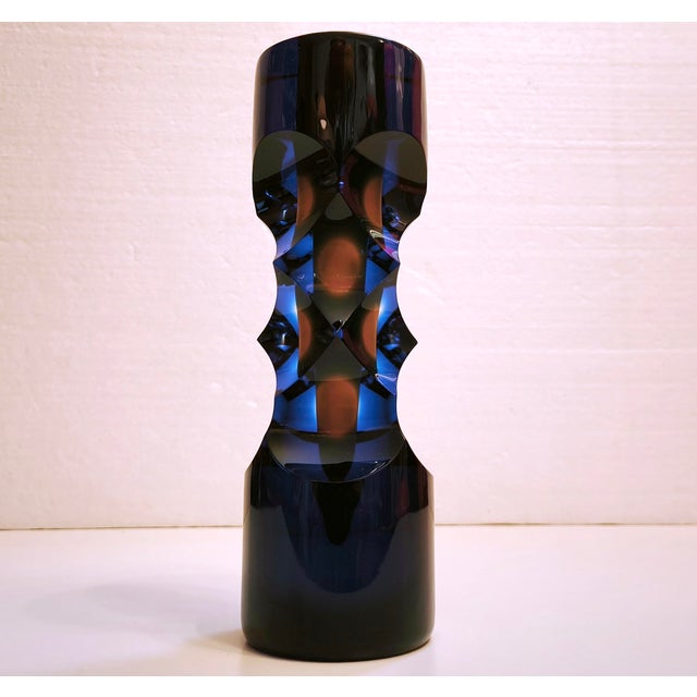Sculptural Optical Art Glass Vase by Milan Macháček for Princ, Czech Republic, 1990s For Sale - Image 10 of 18