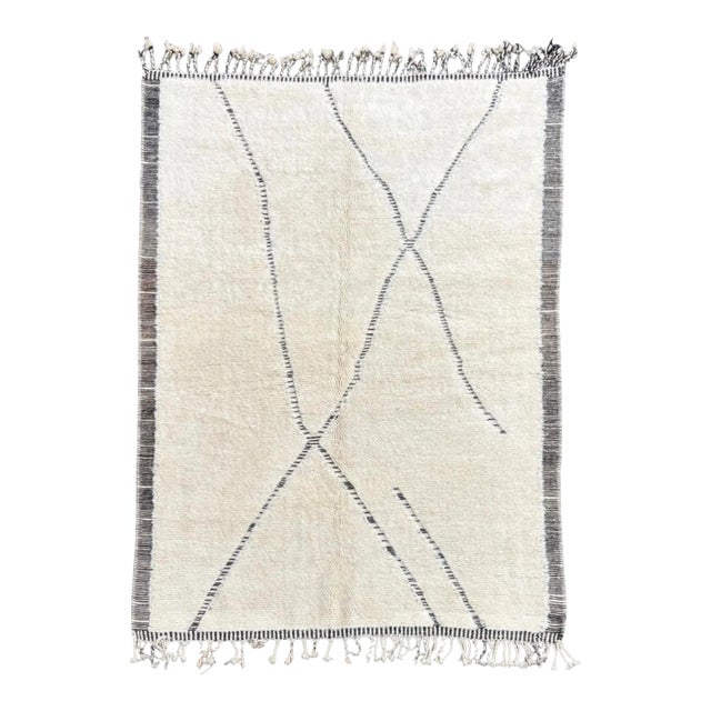 Contemporary Modern Moroccan White Wool Rug For Sale