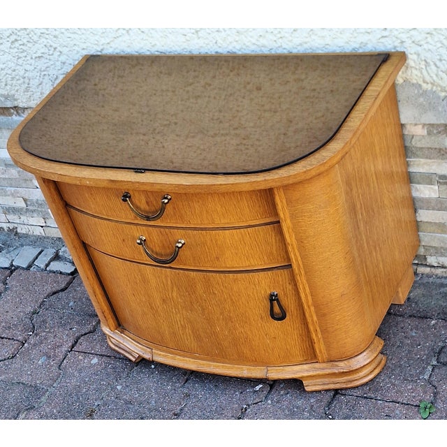 Mid-Century Chest of Drawers in Oak with Drawers, a Door and Tinted Glass Pane, 1950s For Sale - Image 6 of 8