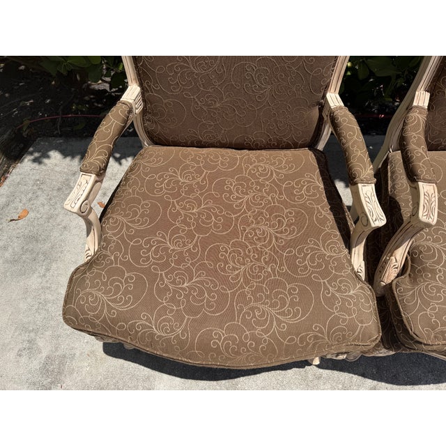 Vintage Fairfield Louis XV Style Painted Bergere Lounge Chairs, Pair For Sale - Image 13 of 14