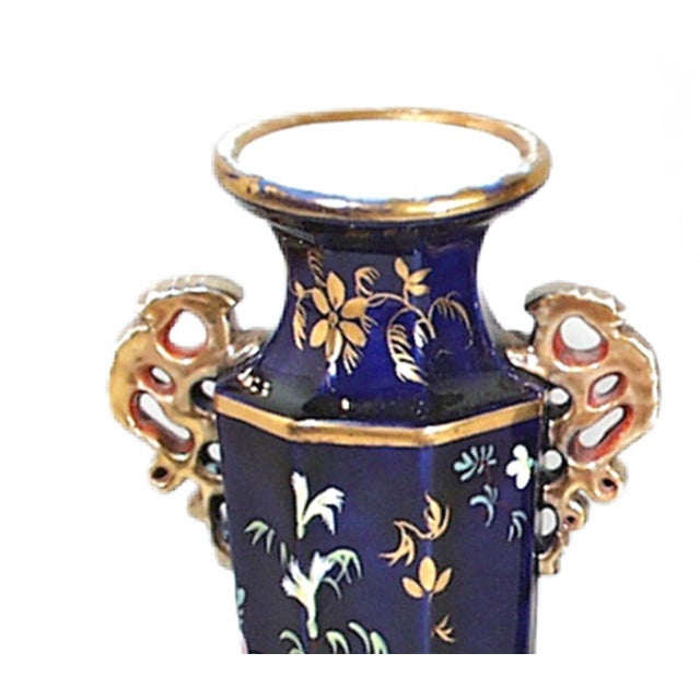 Traditional Mason's Ironstone Mazarine Blue Garniture of Three Vases, Polychrome Flowers Circa 1820–1830 For Sale - Image 3 of 6