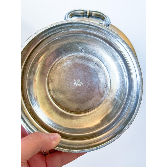 Vintage English Regency Silverplate Trophy Urn Twin Handle Champagne Ice Bucket For Sale - Image 9 of 10