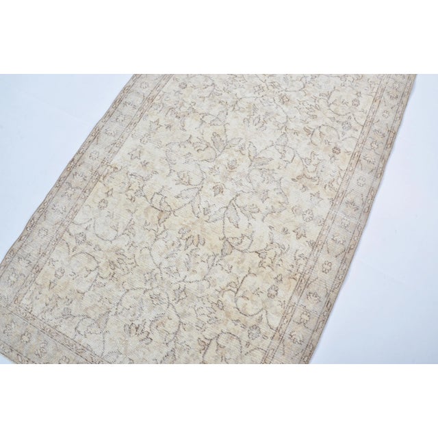 1960s Natural Tribal Boho Chic Decor Pale Carpet For Sale In Phoenix - Image 6 of 11