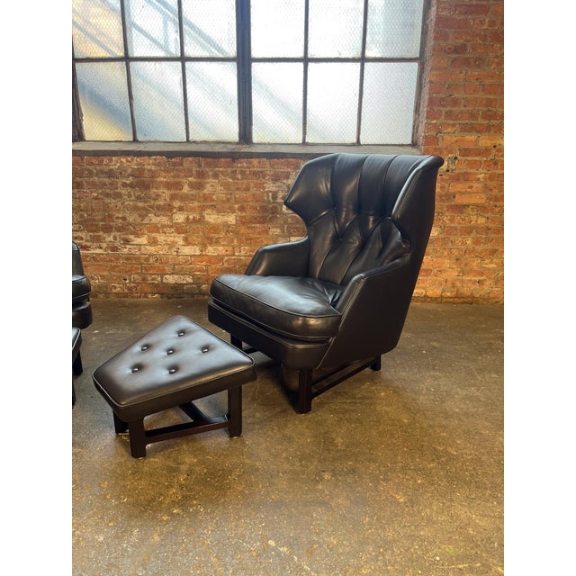 Dunbar Furniture 1950s Edward Wormley for Dunbar Janus Collection Wingback Lounge Chair & Ottoman in Black Leather For Sale - Image 4 of 15