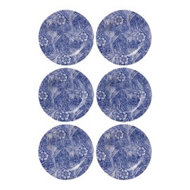 Example of William Morris Dinnerware