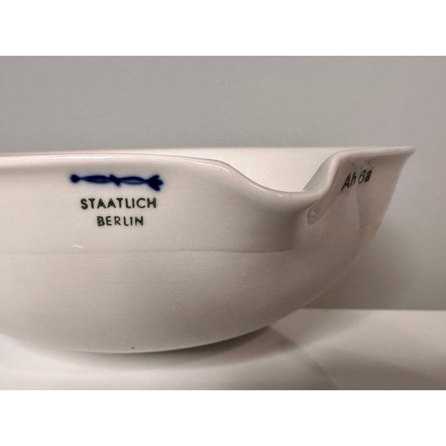 Porcelain LAB Bowls with Spout from KPM Berlin, Germany, 1920s, Set of 3 For Sale - Image 14 of 17