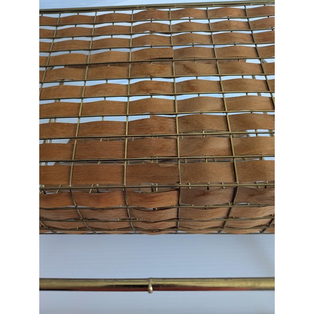 Wood 1950s MCM Tony Paul for Woodlin-Hall Maple Gold Tone Magazine Rack For Sale - Image 7 of 9