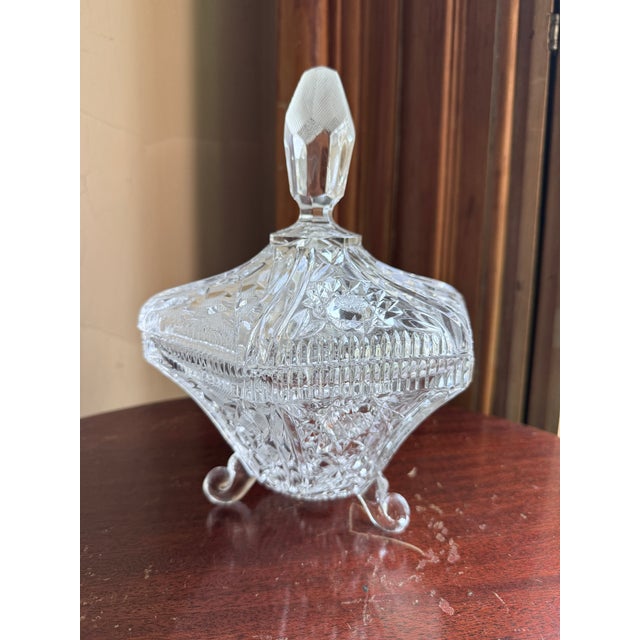 Early 20th Century Mid-Century Modern Hexagonal Cut Crystal Lidded Footed Candy Dish For Sale In New York - Image 6 of 11