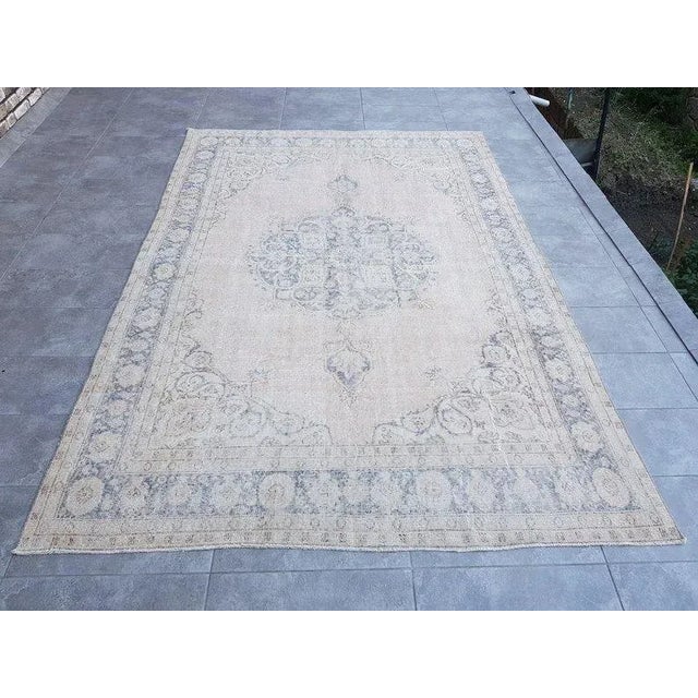 1960s Oversize Oushak Anatolian Floor Carpet For Sale - Image 10 of 10