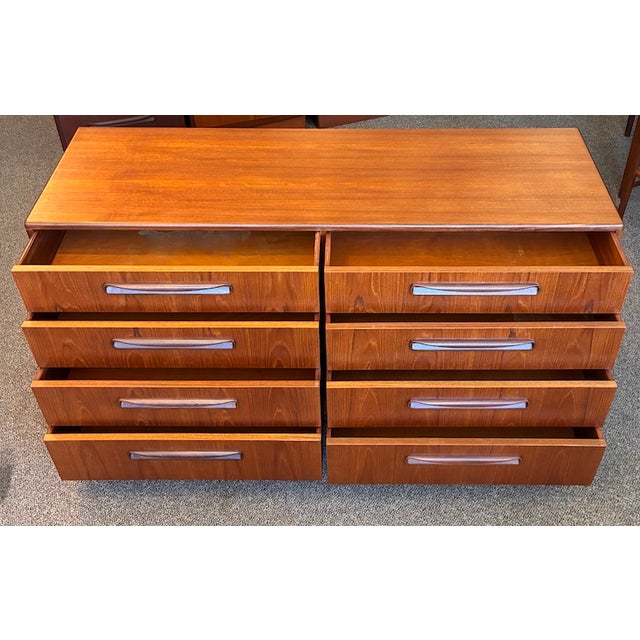 Mid-Century Modern Mid Century Modern Double Bank Teak Chest of Drawers by G-Plan, Uk c.1960 For Sale - Image 3 of 9