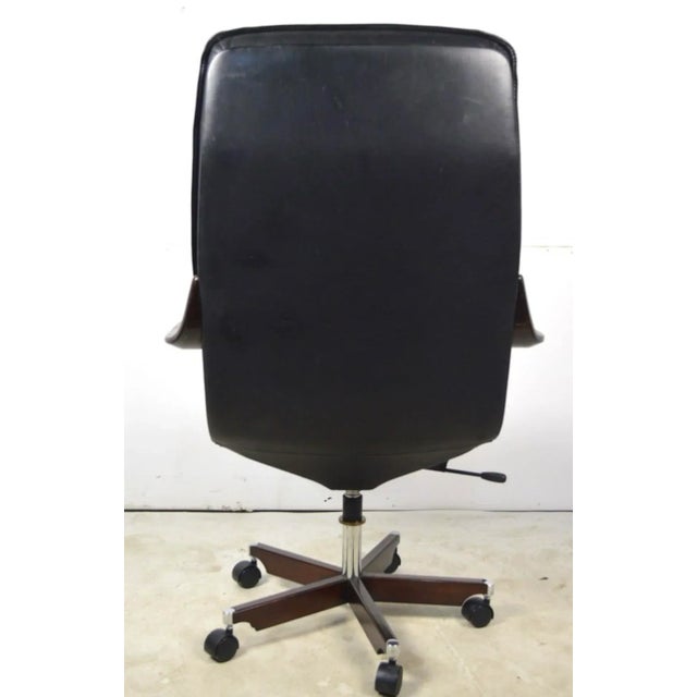 Drylund Danish Modern High Back Executive Chair For Sale - Image 4 of 10