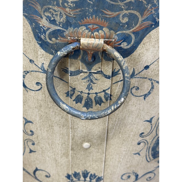 Cream John Rosselli and Furlow Gatewood "James" Jardiniere. For Sale - Image 8 of 12