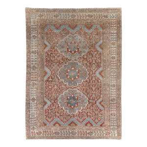 Galerie Shabab Collection Early 20th Century Persian Shiraz Accent Carpet