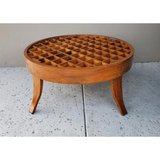 1990s Vintage Gio Ponti Style Lattice Pattern With Paddle Legs Coffee Table For Sale - Image 12 of 12