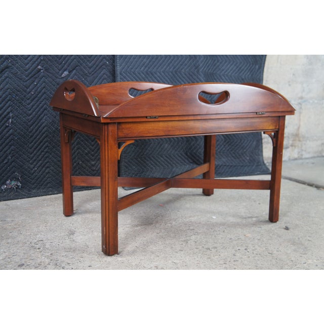 Wood 1970s Attributed to Pennsylvania House English Chippendale Cherry Butlers Tray Coffee Cocktail Table For Sale - Image 7 of 11
