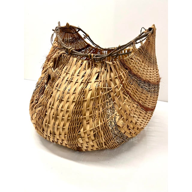 Modern 1980s Sculptural Large Organic Reed and Willow Woven Basket For Sale - Image 3 of 8