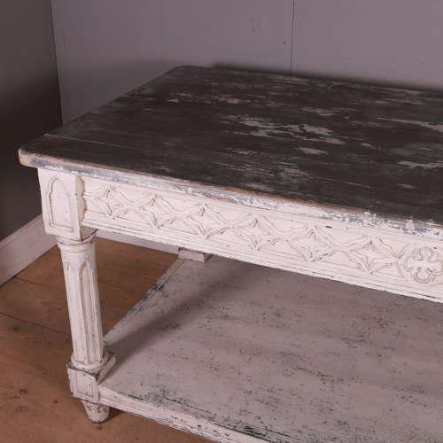 English Country House Prep Centre Table, 1890s For Sale - Image 6 of 10
