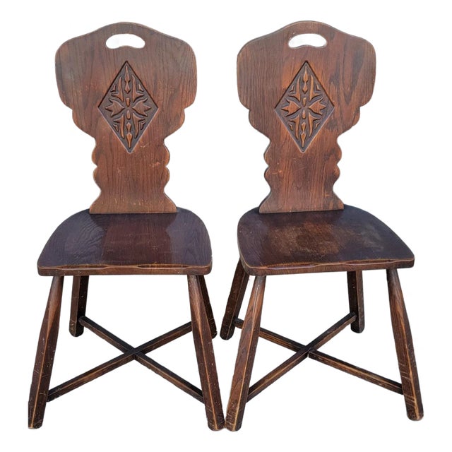 Early 19th Century Brutalist Antique Arts and Craft Style Oak Dining Chairs - Set of 2 For Sale