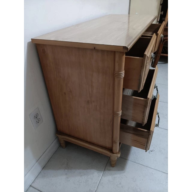1970s Hollywood Regency Honey-Toned Wood Writing Desk with 4 Drawers For Sale In Naples, FL - Image 6 of 7