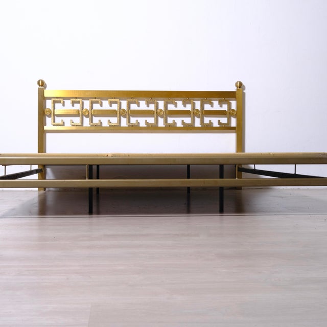 Italian Brass Double Bed from the 1970s For Sale - Image 9 of 18
